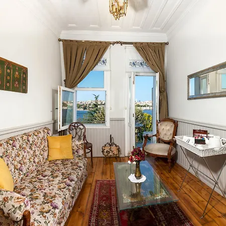 Troya Balat Отель 3*